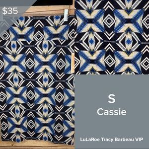 NWT LuLaRoe Small Cassie skirt